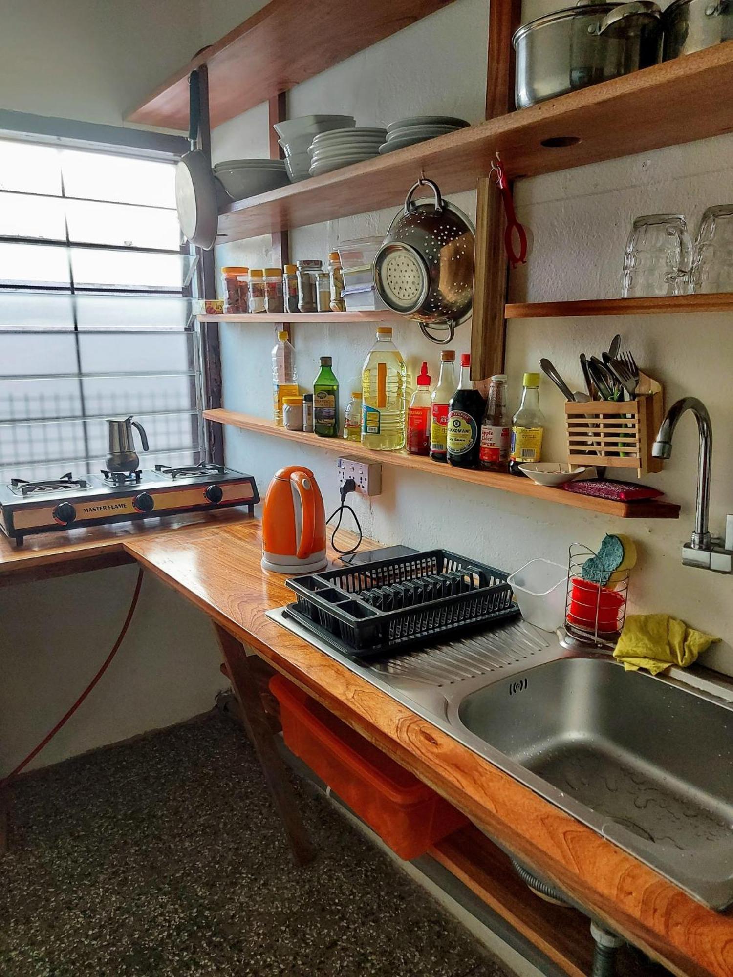 Hechtech House Apartment Accra Ngoại thất bức ảnh