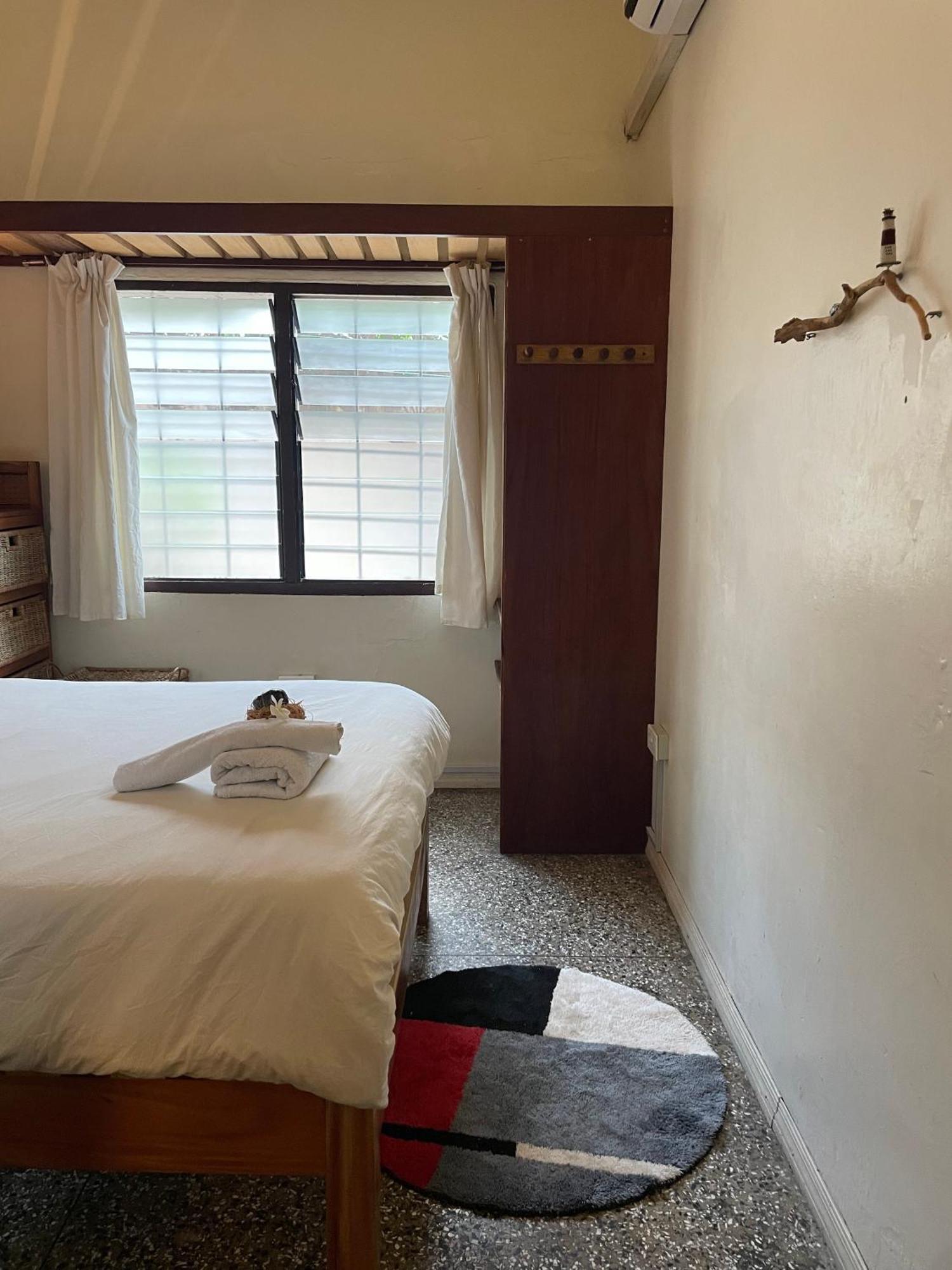 Hechtech House Apartment Accra Ngoại thất bức ảnh