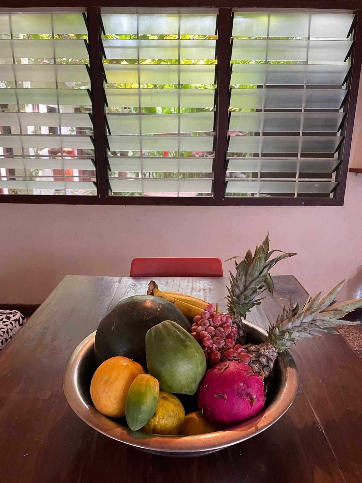 Hechtech House Apartment Accra Ngoại thất bức ảnh