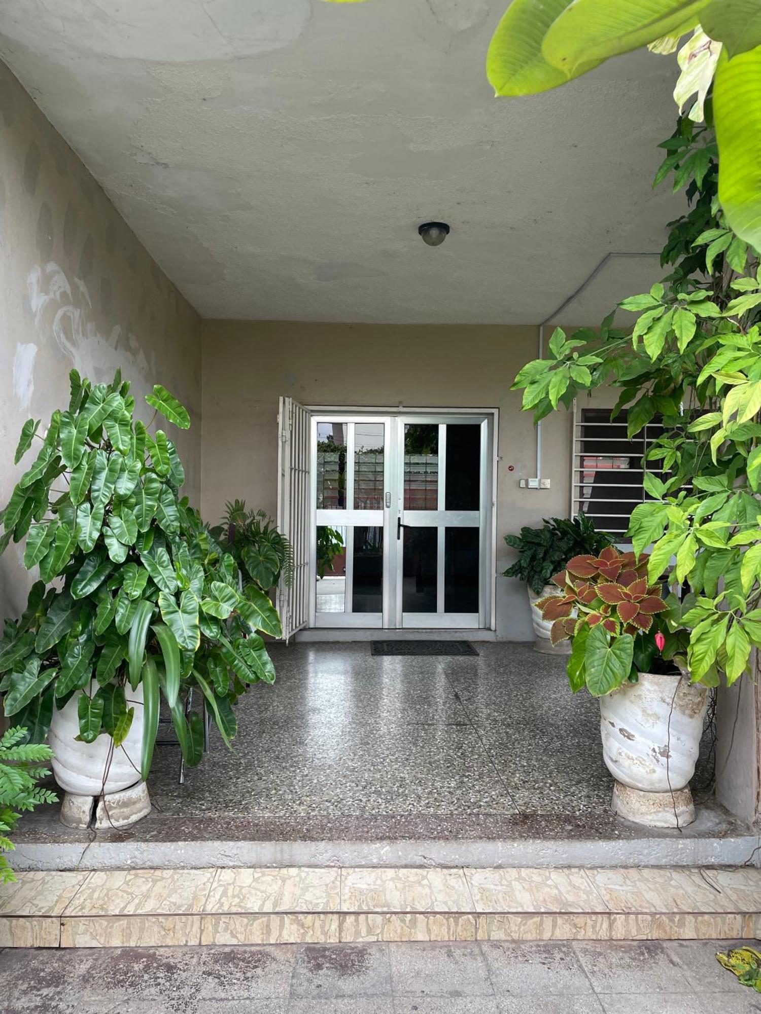 Hechtech House Apartment Accra Ngoại thất bức ảnh