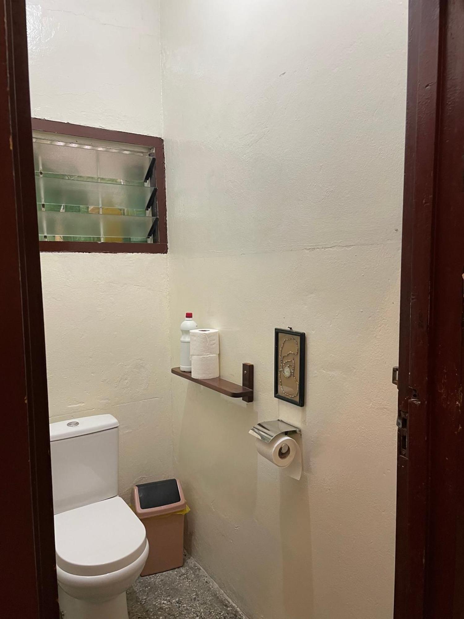 Hechtech House Apartment Accra Ngoại thất bức ảnh