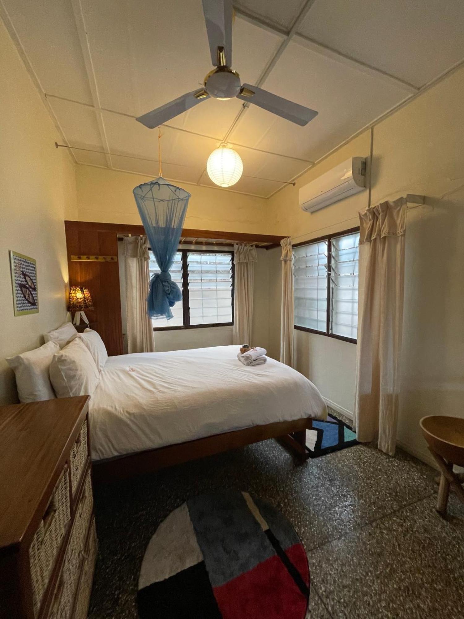 Hechtech House Apartment Accra Ngoại thất bức ảnh